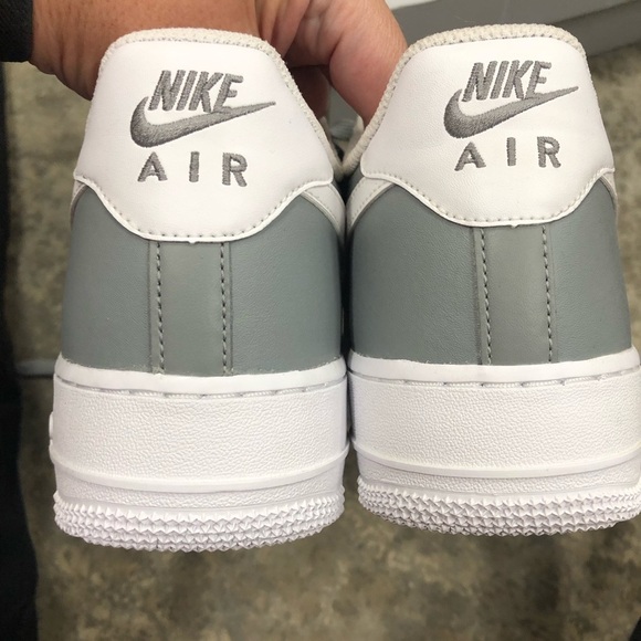 Nike Men's Air Force 1 '07 Particle Grey/White Shoes Men’s Size 9 NIB - Picture 6 of 12